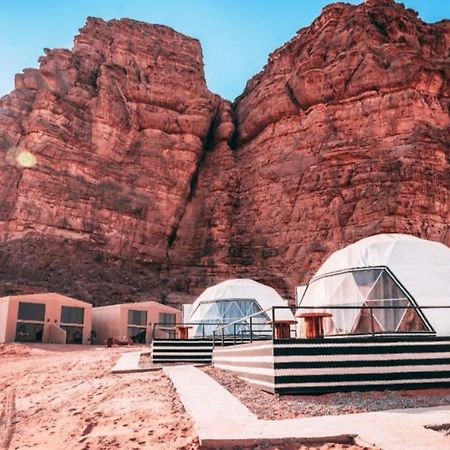 Zeina Desert Lodge Вади Рум Екстериор снимка