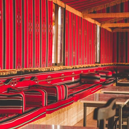 Zeina Desert Lodge Вади Рум Екстериор снимка