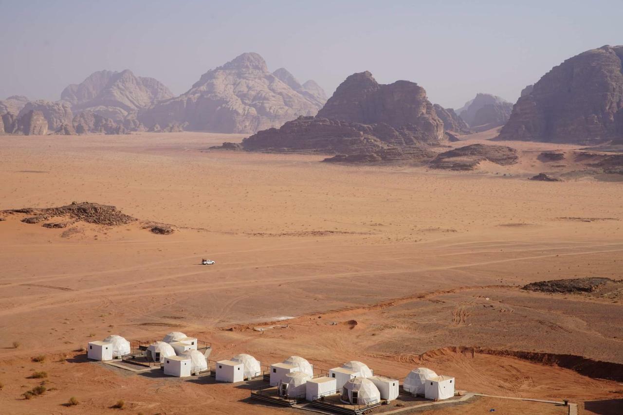 Zeina Desert Lodge Вади Рум Екстериор снимка
