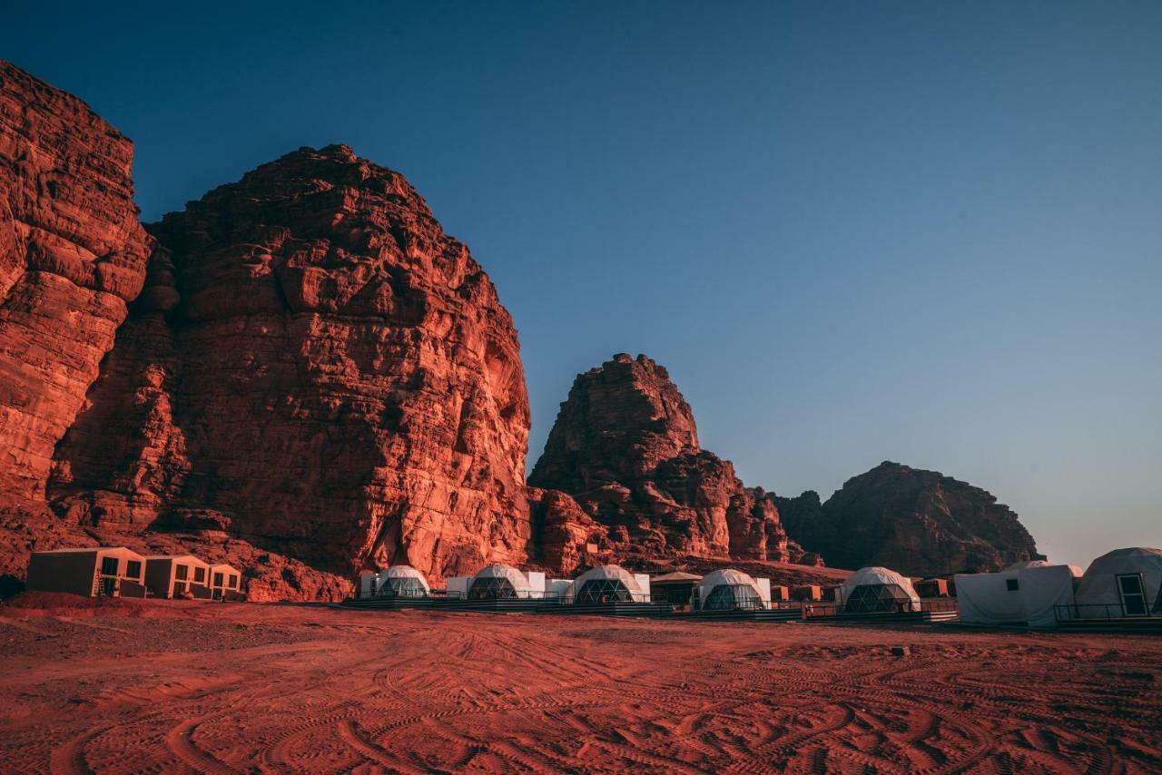 Zeina Desert Lodge Вади Рум Екстериор снимка