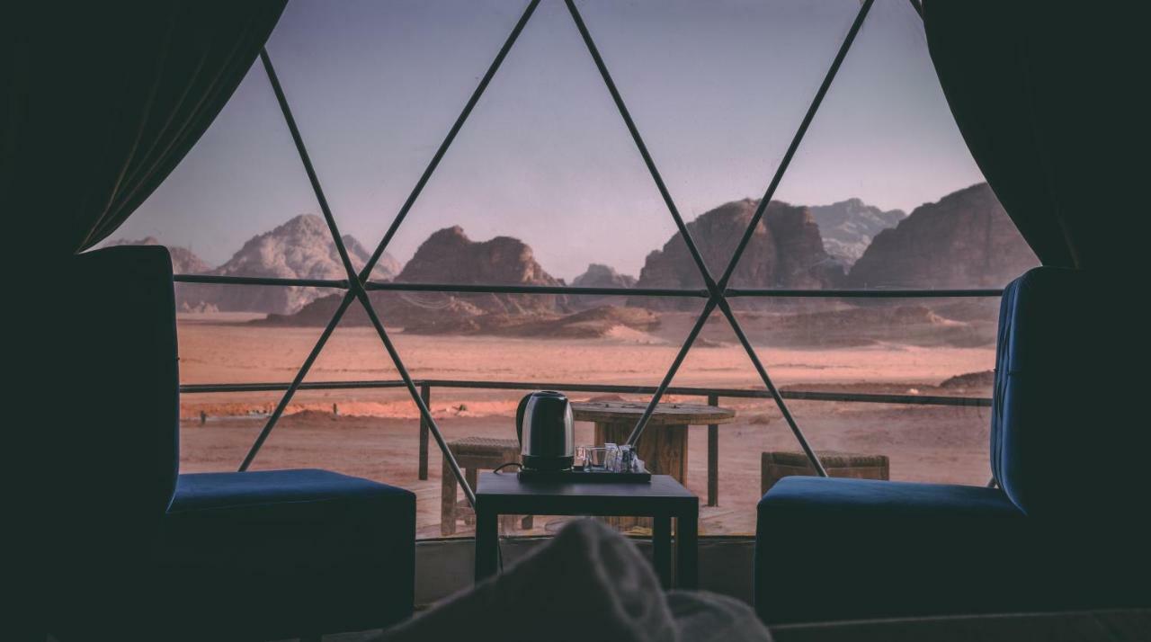 Zeina Desert Lodge Вади Рум Екстериор снимка
