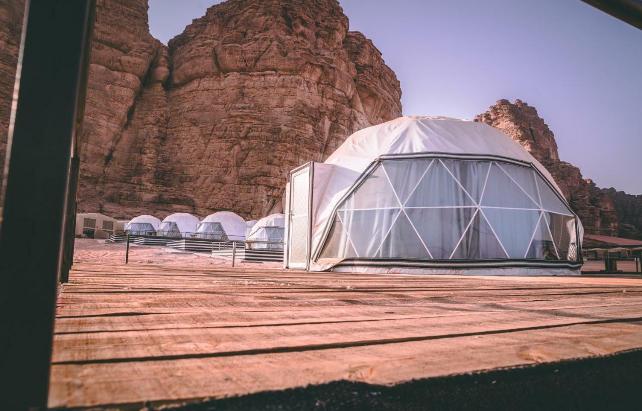 Zeina Desert Lodge Вади Рум Екстериор снимка