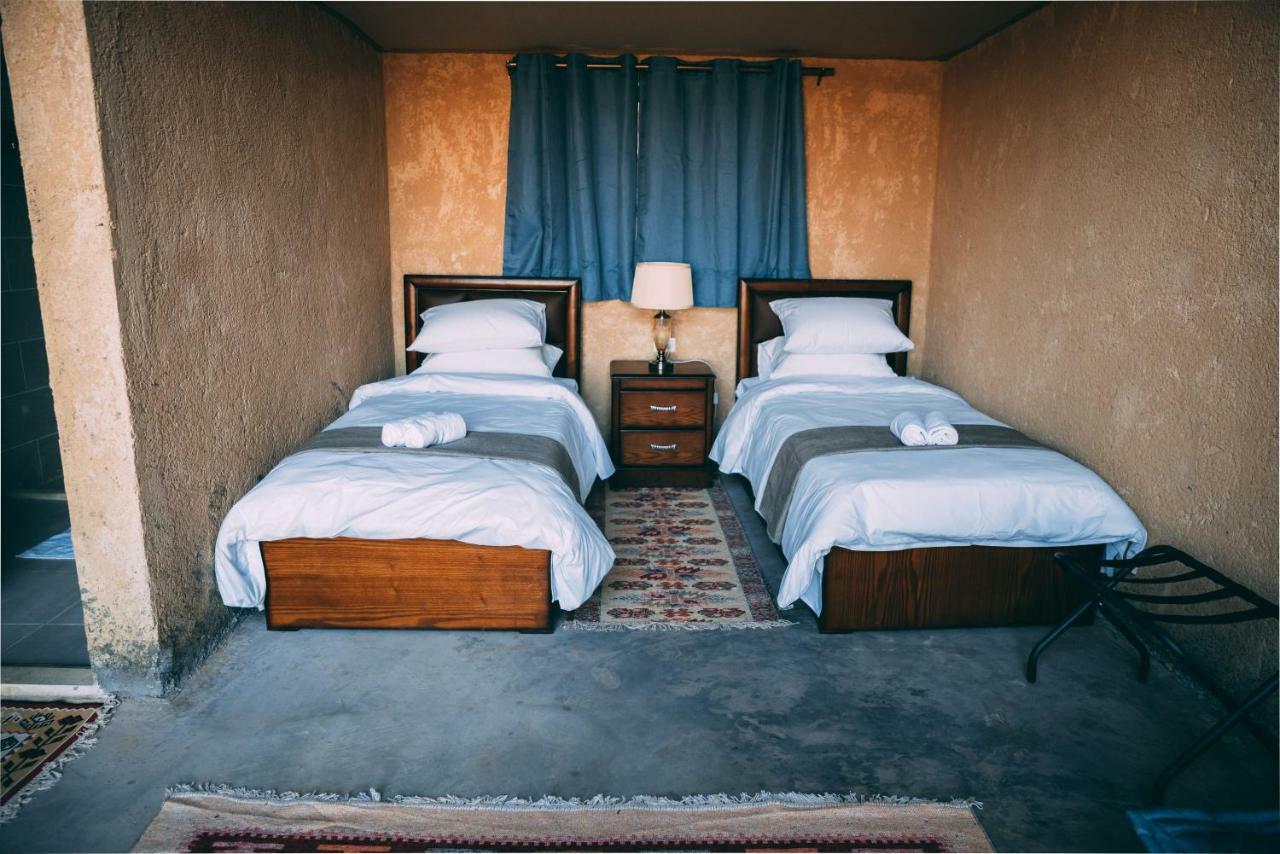 Zeina Desert Lodge Вади Рум Екстериор снимка