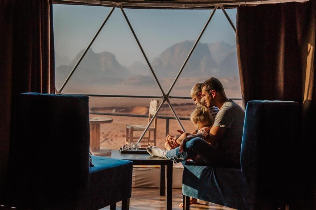 Zeina Desert Lodge Вади Рум Екстериор снимка